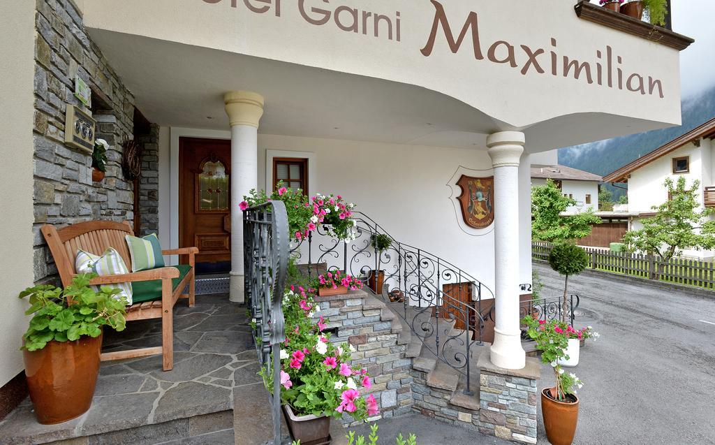 Hotel Maximilian マイヤーホーフェン エクステリア 写真