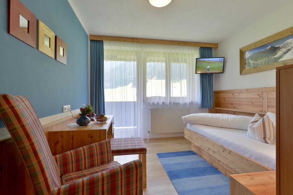 Hotel Maximilian マイヤーホーフェン 部屋 写真