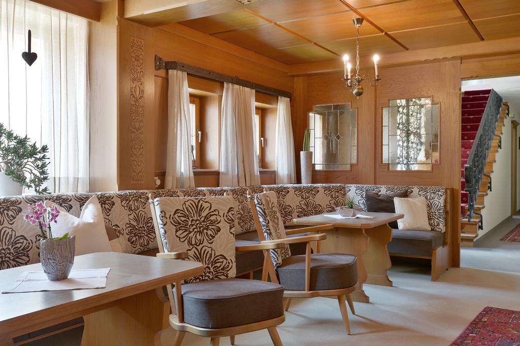 Hotel Maximilian マイヤーホーフェン 部屋 写真