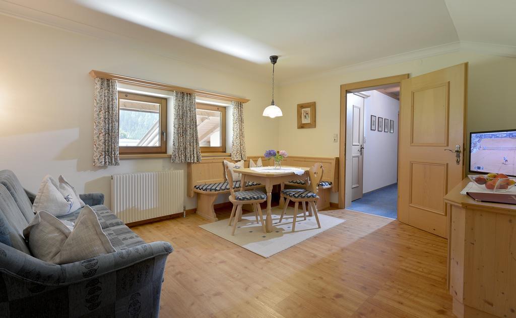 Hotel Maximilian マイヤーホーフェン 部屋 写真
